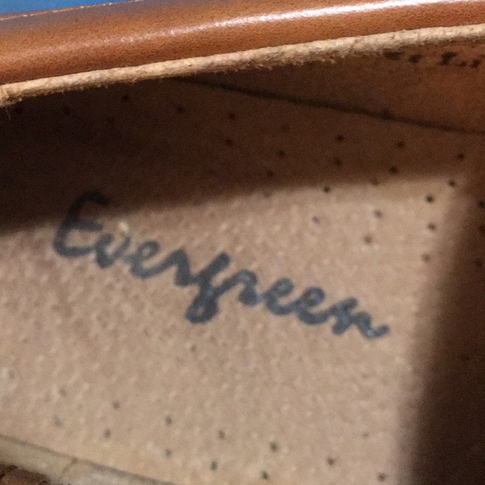 Shoes - Picture 4 of 4